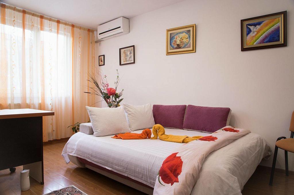 Belle Studio Apartment กาลาจิ ภายนอก รูปภาพ